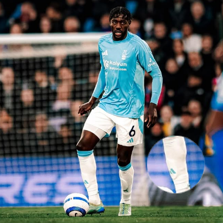 Avis Game Changer, Mini protège-tibias et chaussettes antidérapantes portées par les professionnels, comme Ibrahim Sangaré