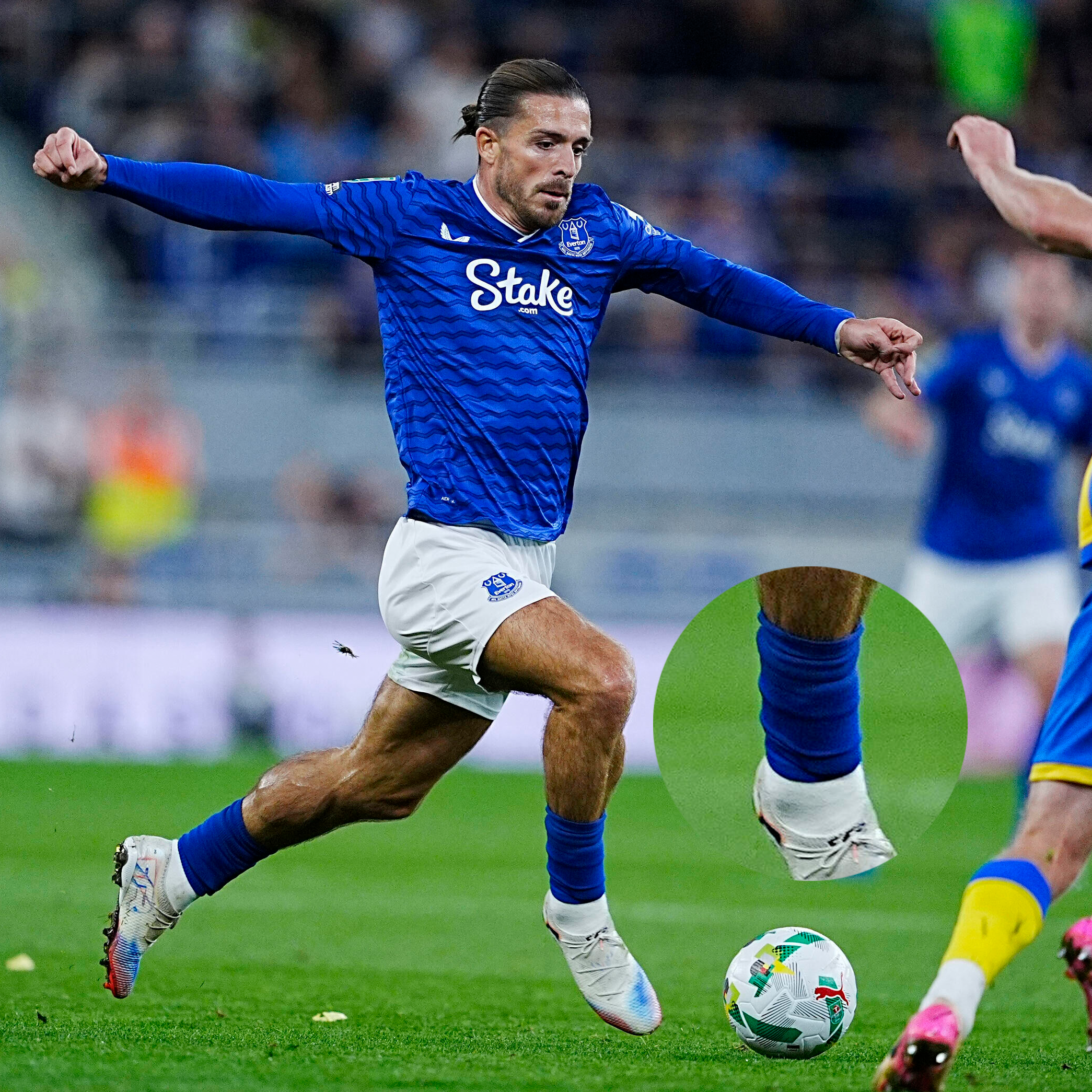 Avis Game Changer, Mini protège-tibias et chaussettes antidérapantes portées par les professionnels, comme Jack Grealish